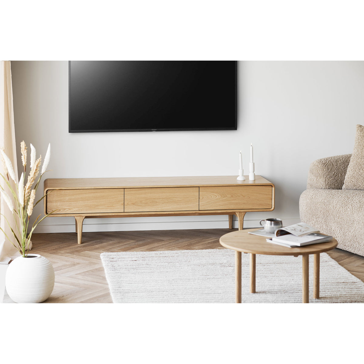 
Credenza bassa di design „Darwin“ - Rovere Naturale