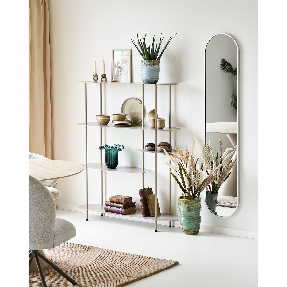 
Grande scaffale asimmetrico di design «Riety»
