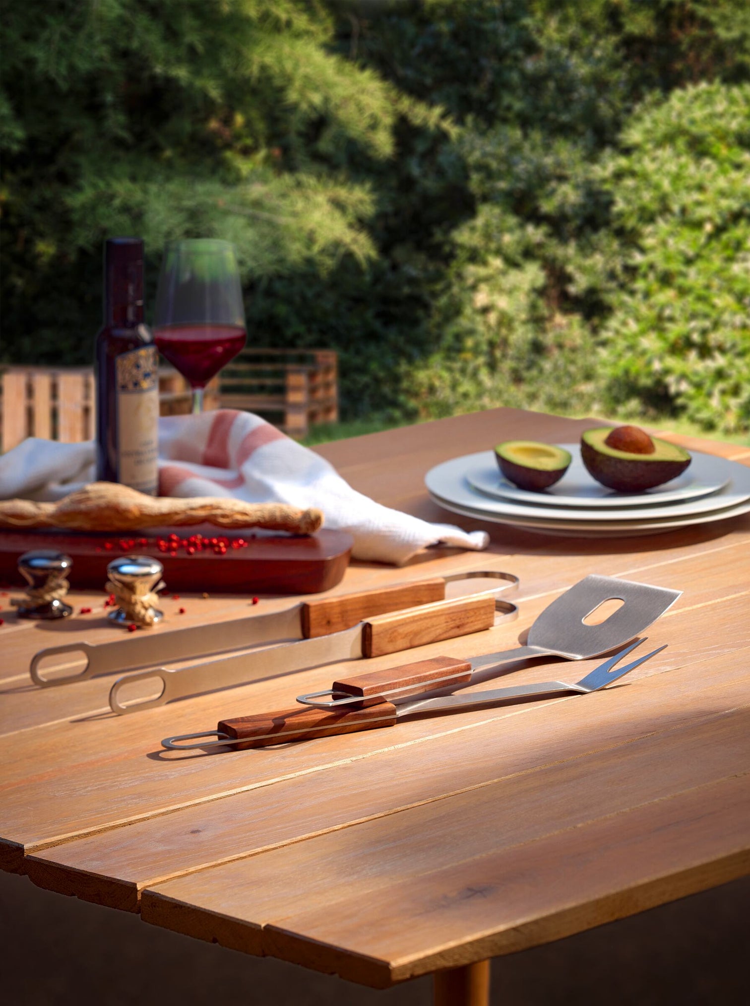 
3-piece "Brick" designer BBQ set made of stainless steel and walnut wood