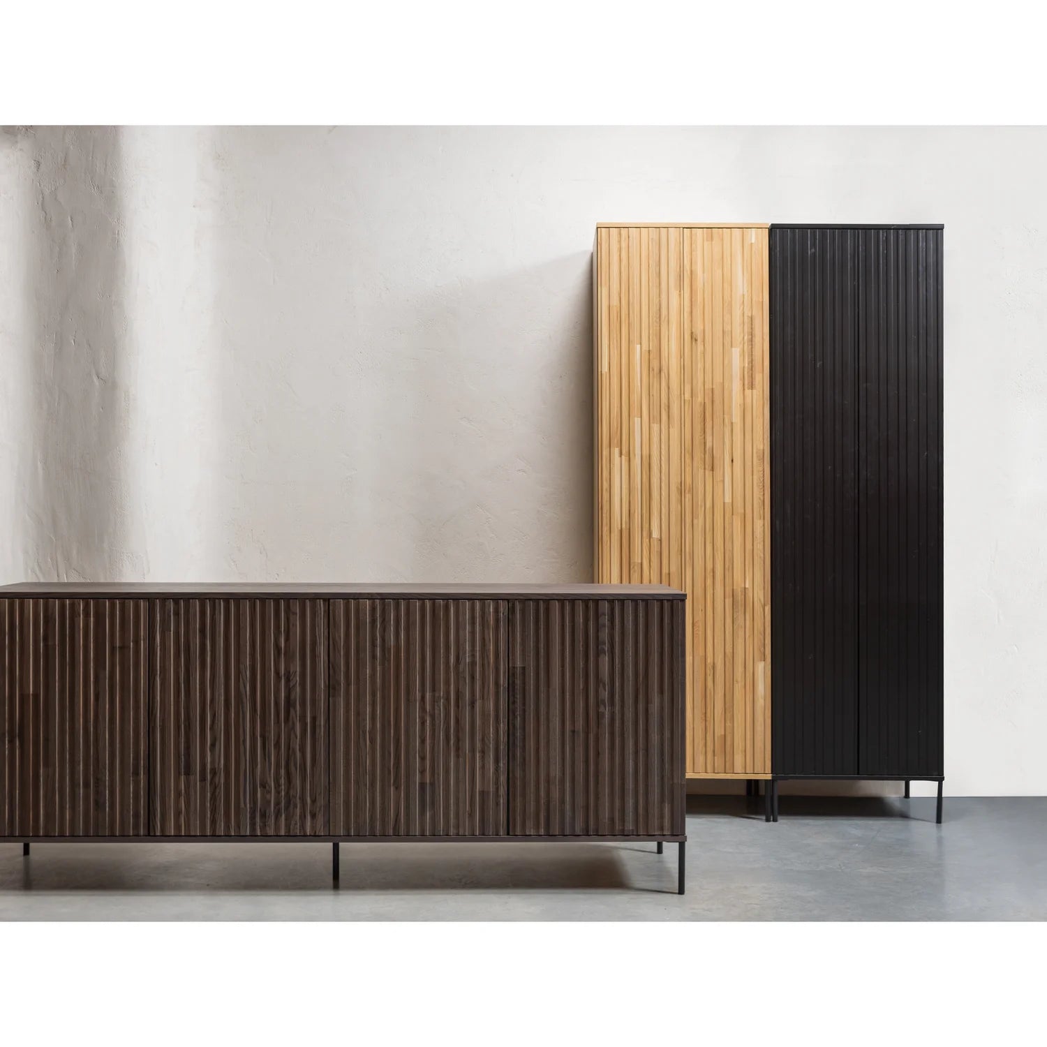 
Solid, sustainable "New Lewison" sideboard, 4-door - Espresso