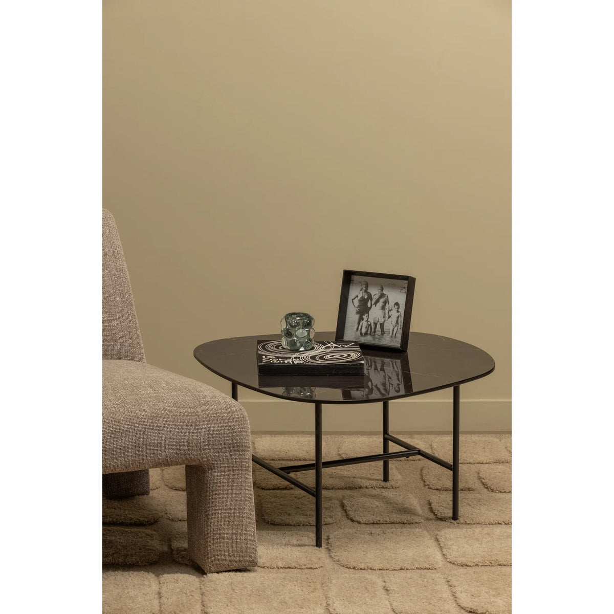 
Tavolino da salotto di design in porcellana «Vajen», diverse dimensioni - 70 x 70  cm