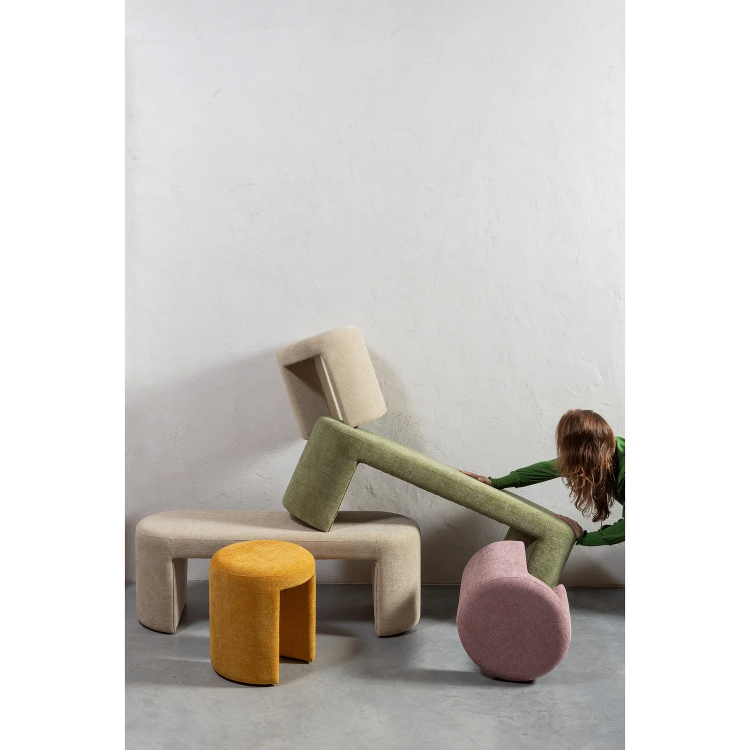 
Banc design « Jakob » - Chenille Olive Terne