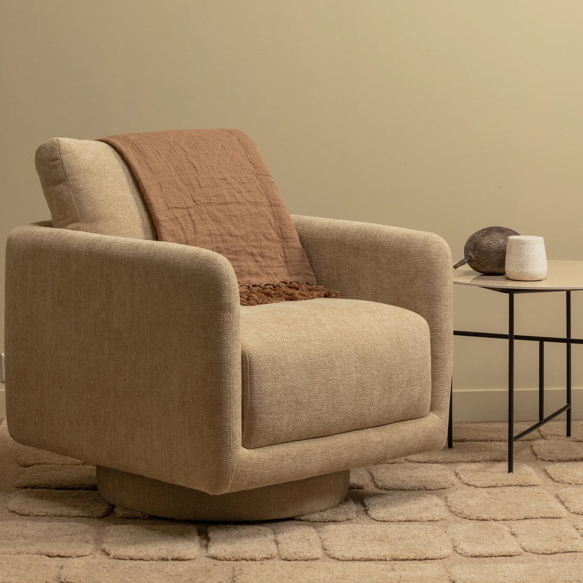 
Swivel Designer Armchair "Oscar"