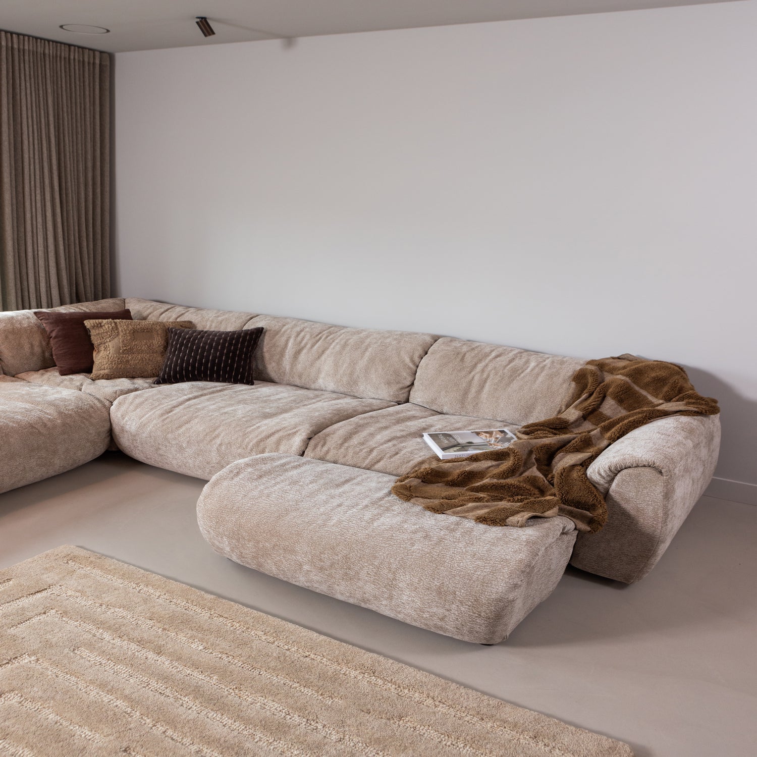 
Designer Wool Rug "Alicia" 170 x 240 cm