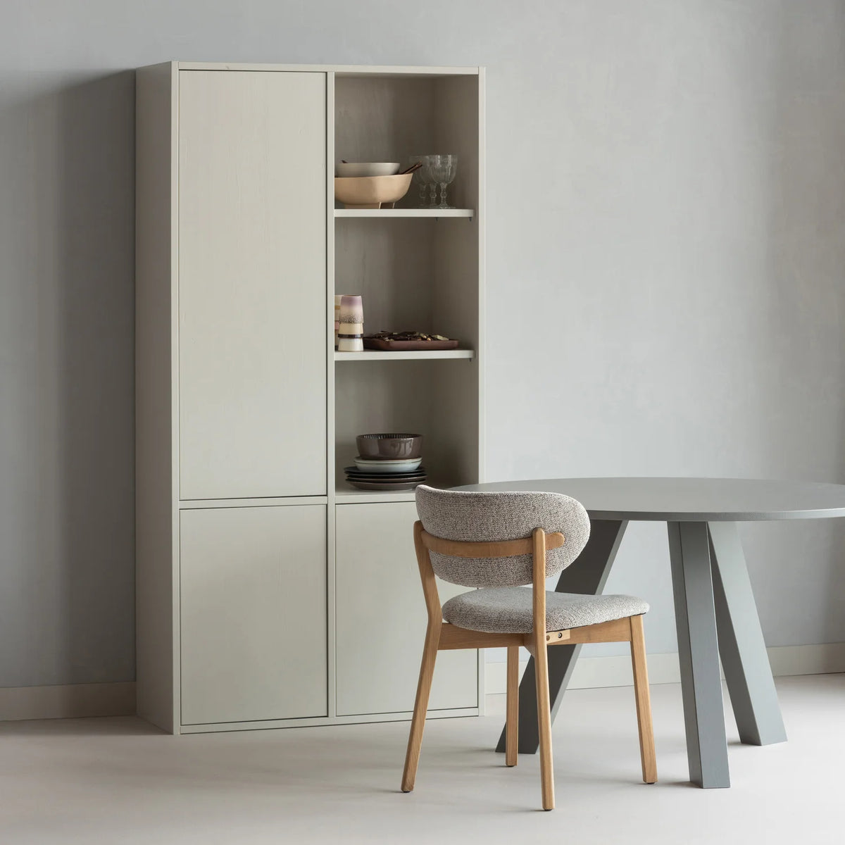 
Massiver Design Aufbewahrungsschrank „Merelo“ - Greige