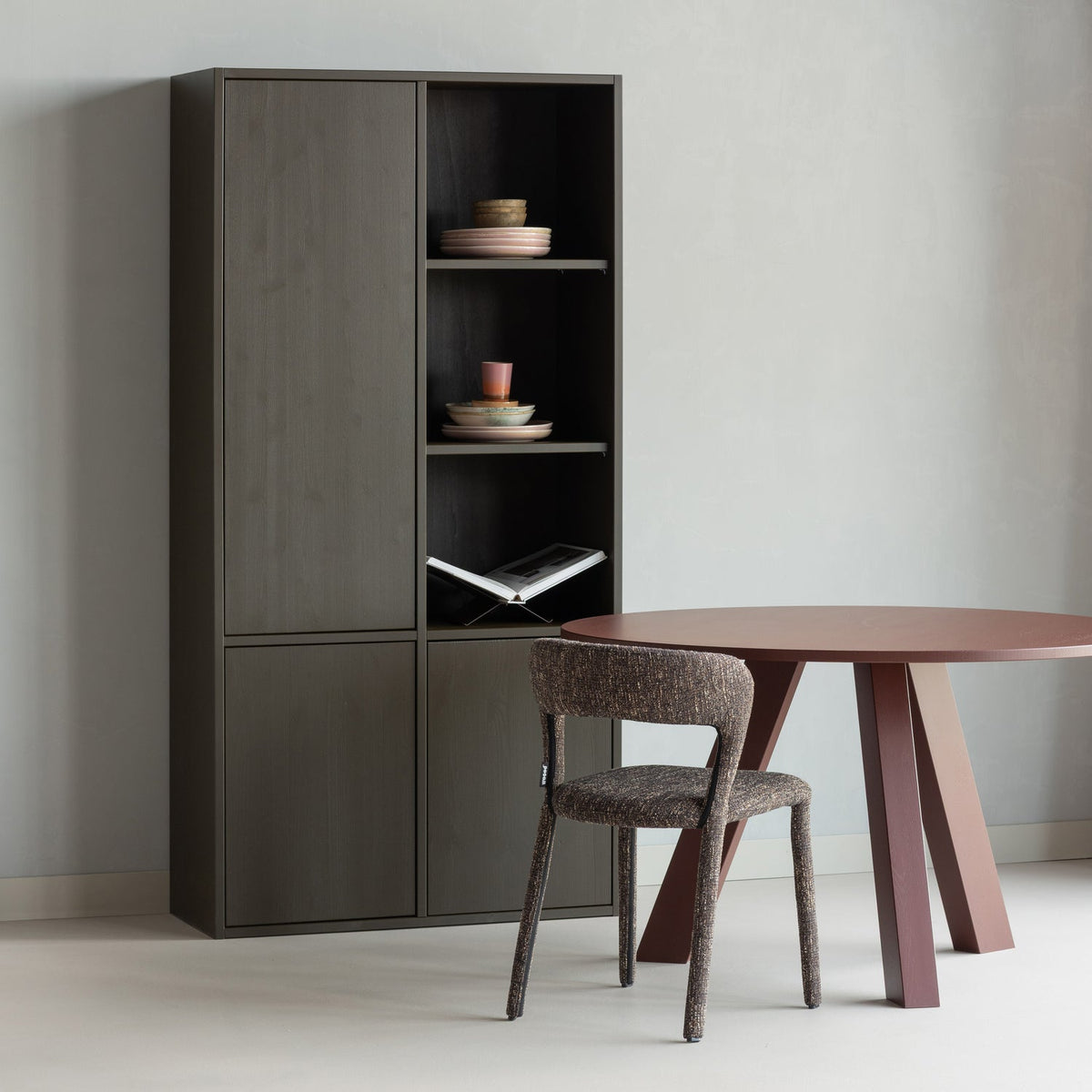 
Massiver Design Aufbewahrungsschrank „Merelo“ - Mittelbraun