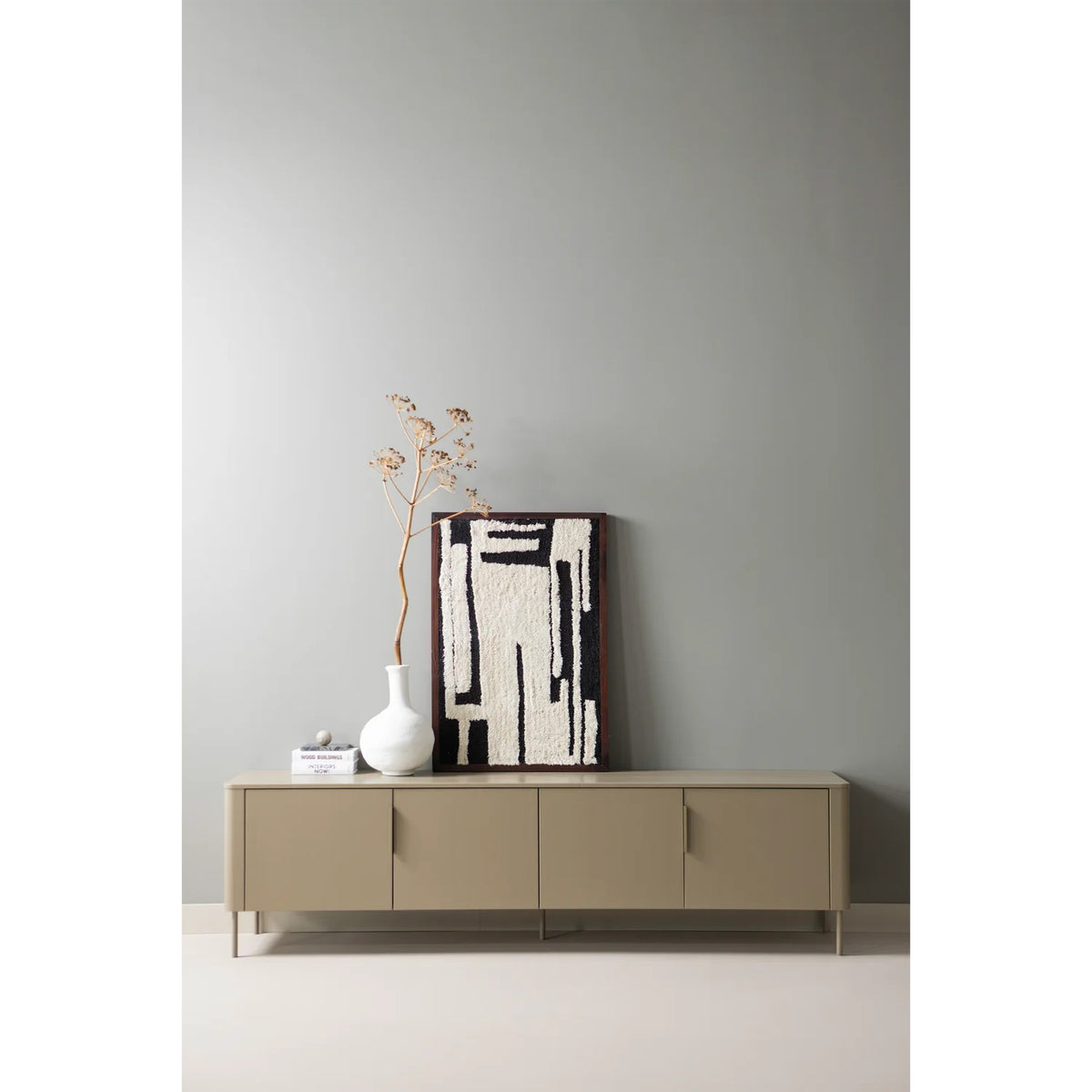 
4-türiges Design Lowboard „Gunaro“ aus nachhaltigem Massivholz - Taupe matt