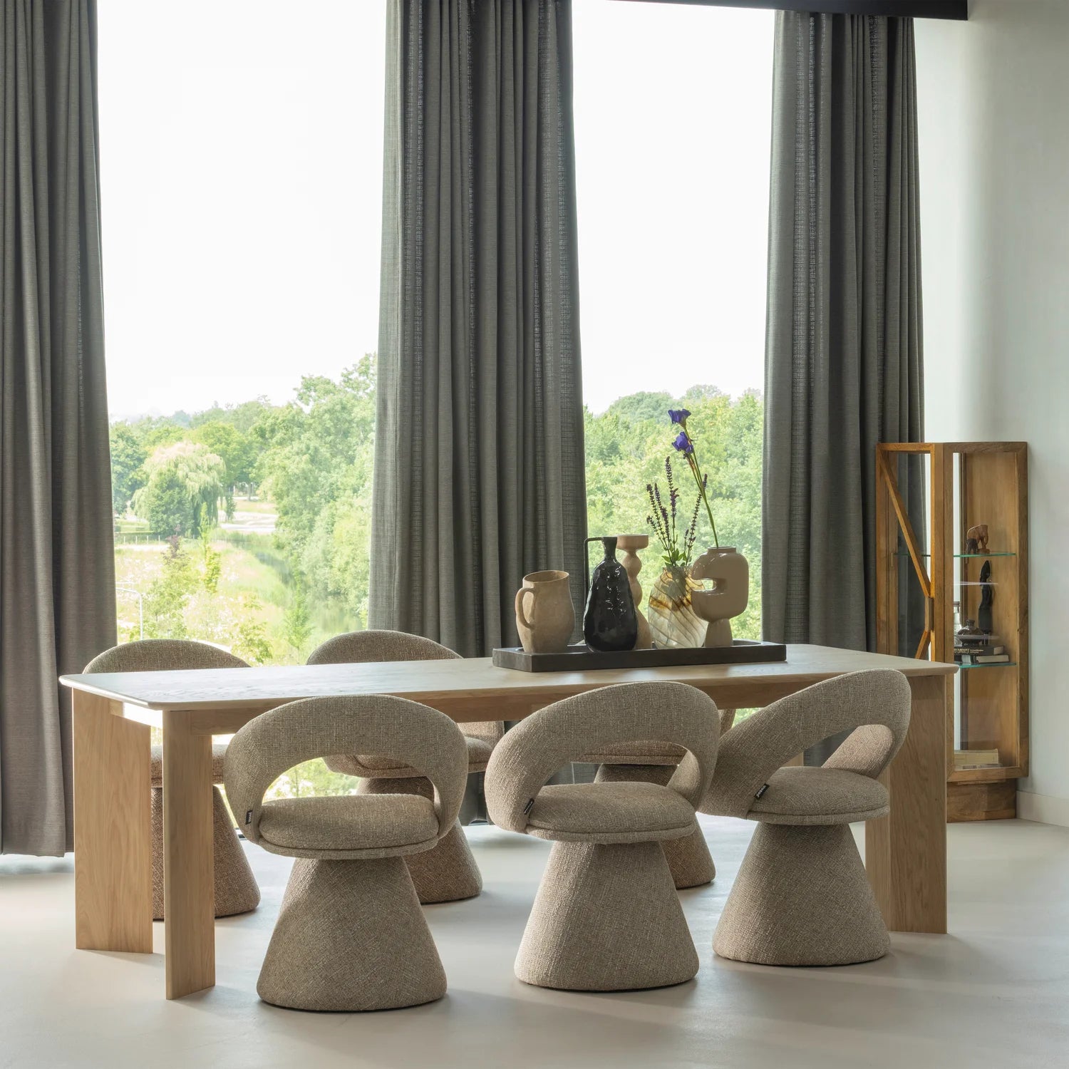 
Designer Display Cabinet "Kello" made of Sustainable Solid Wood and Glass - Natural