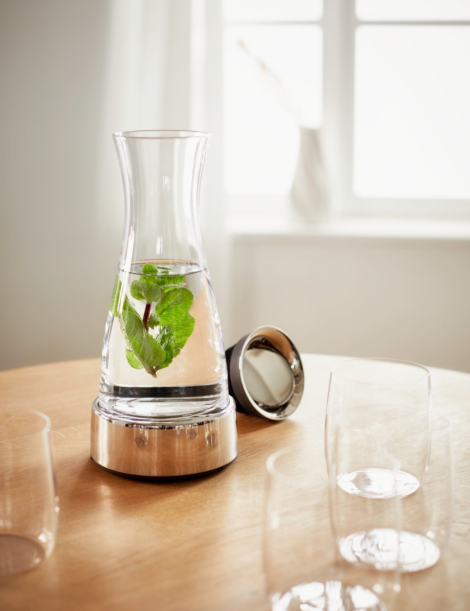 
Carafe à eau design « Cool » avec socle réfrigérant, 1000 ml