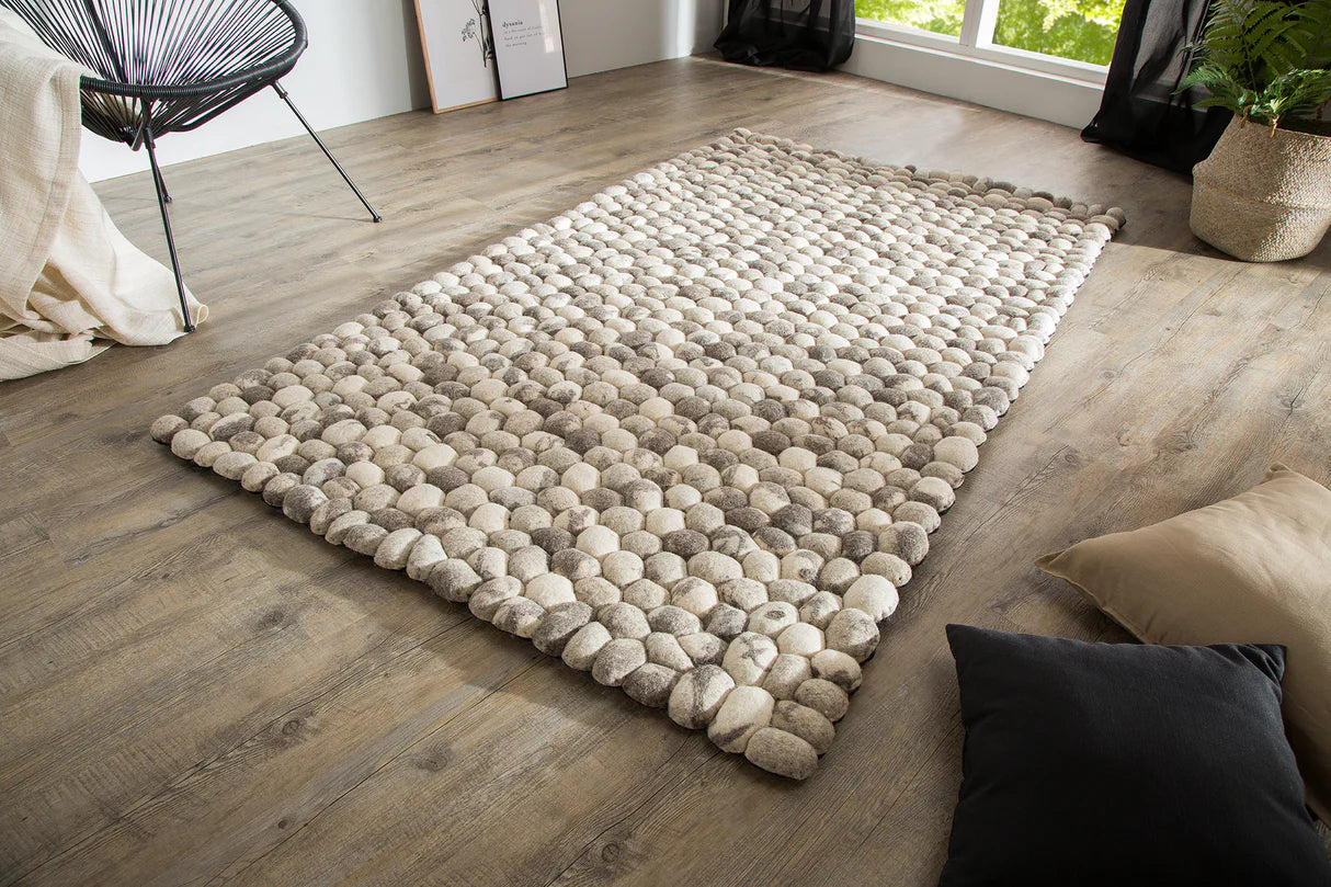 
Hand-woven wool rug "Organic Living" 200 x 120 cm