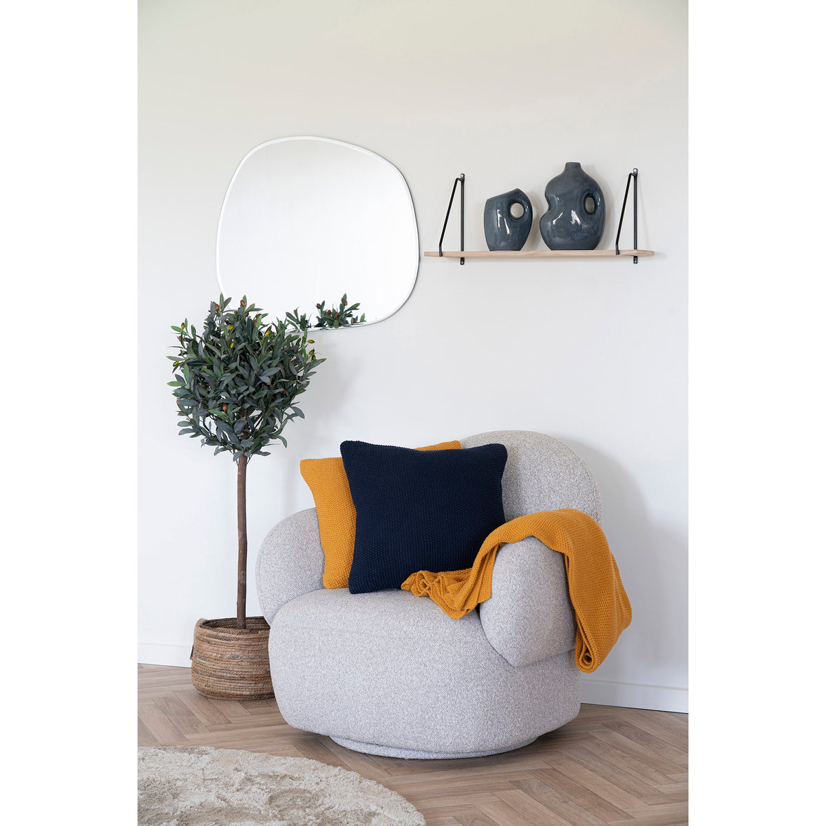 
Couvre-lit design « Santos » en coton recyclé - Ocre
