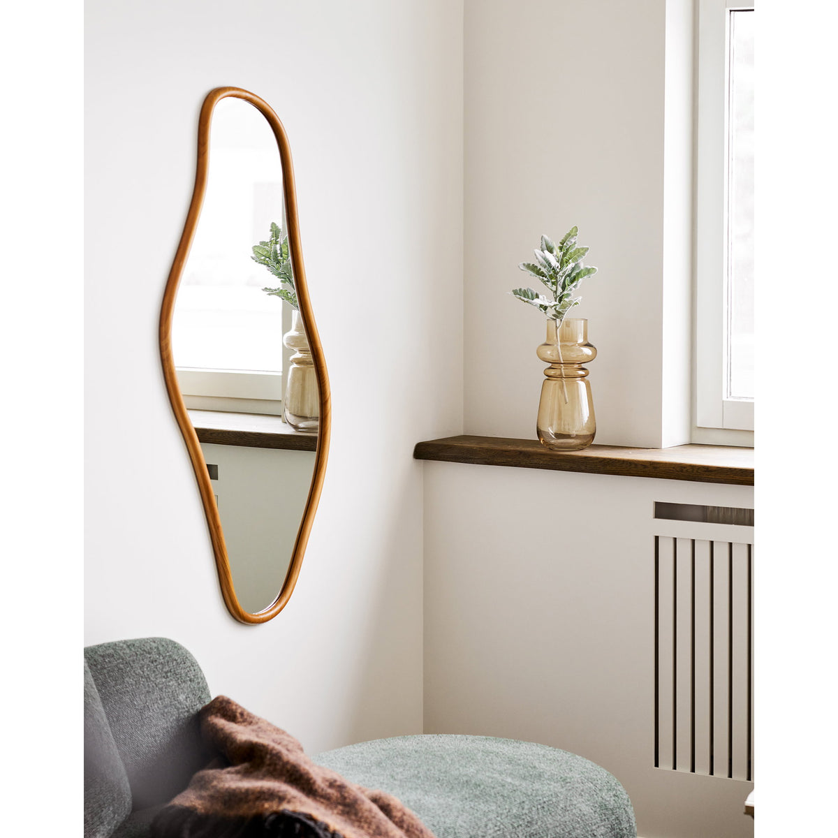 
Miroir mural design « Brandsby » avec cadre en bois
