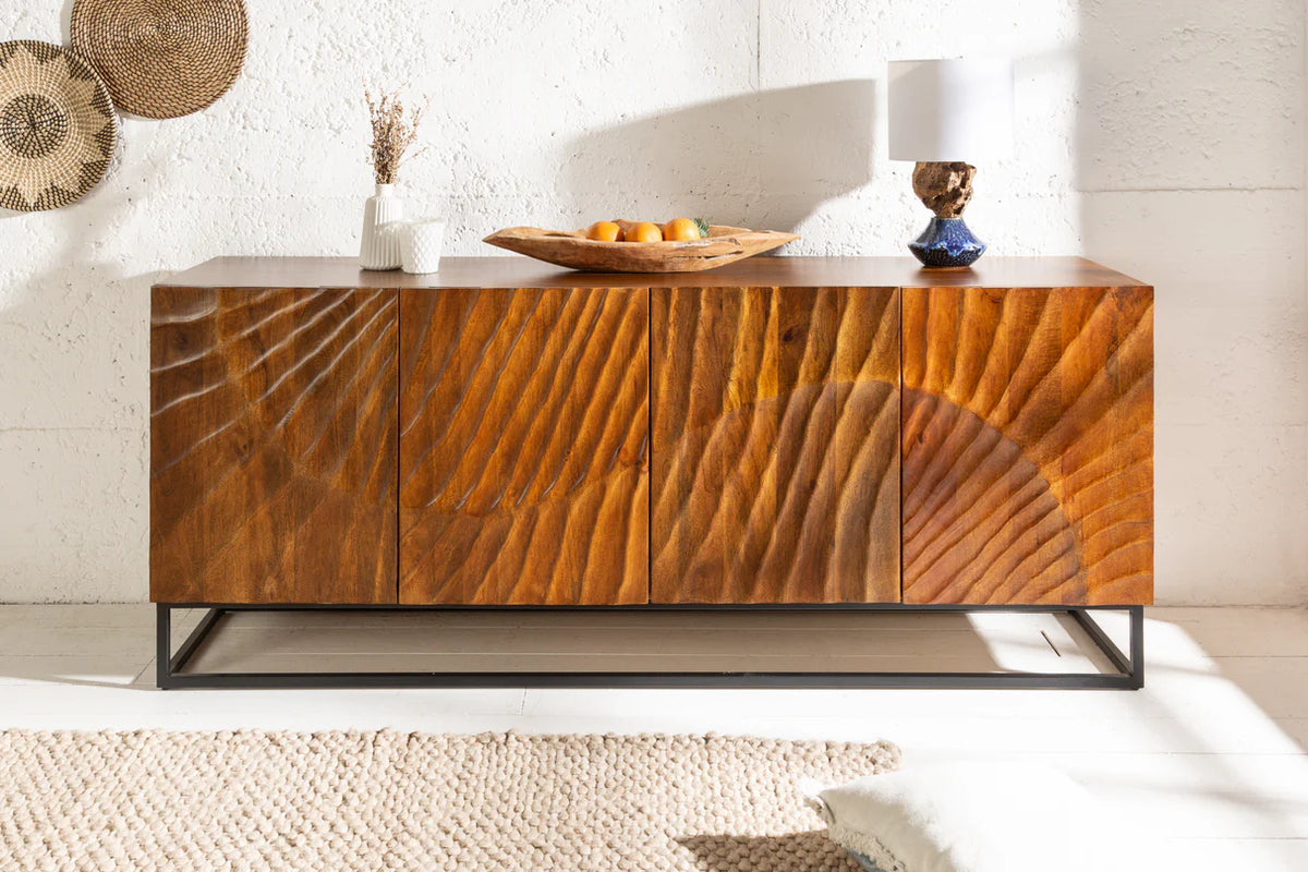 
Grosses Massivholz Sideboard „Skorpion“ - Schwarz / Natural