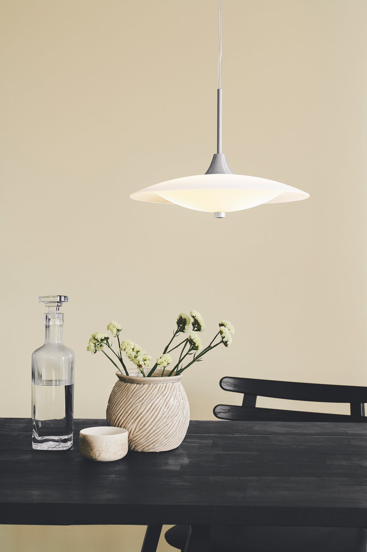 
Lampada a sospensione di design "Baroni" - Opale. Argento / ø 40cm