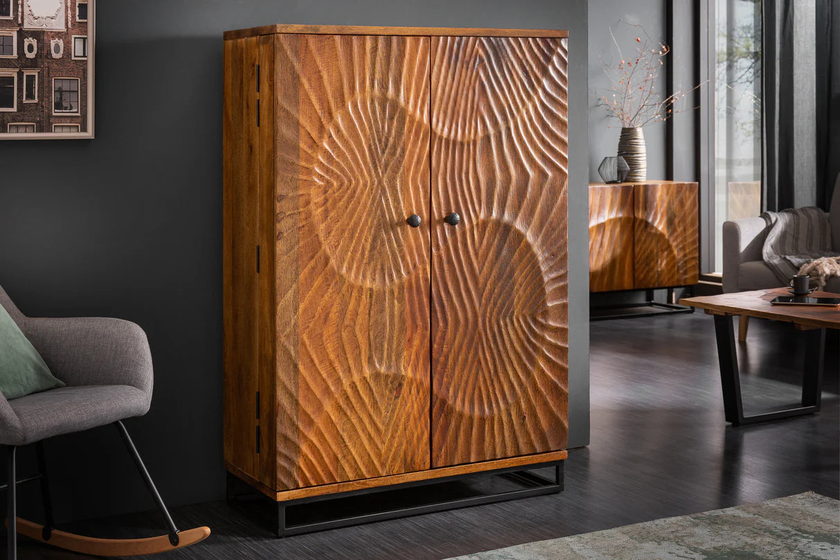 
Massivholz Design Barschrank „Skorpion“ - Schwarz / Natural