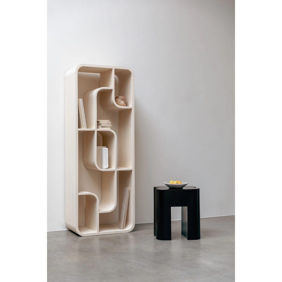 
Massivholz Design Regal „Seven“ - Beige