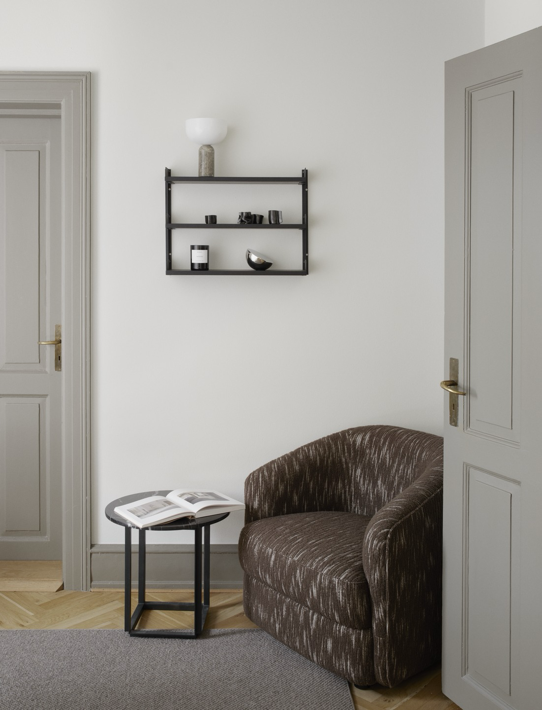 
Étagère murale modulaire « New Works Tea » - Frêne / Noir