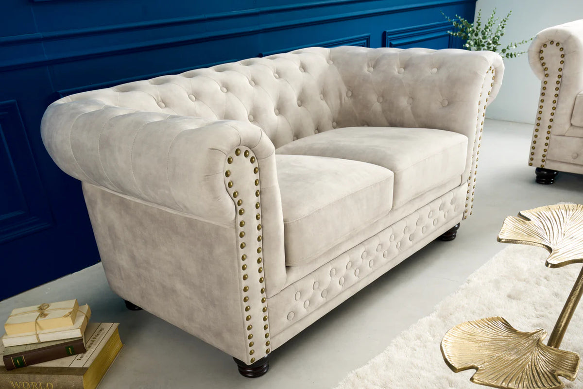 
2-Sitzer Sofa „New Chesterfield“ mit Samtbezug - Champagne