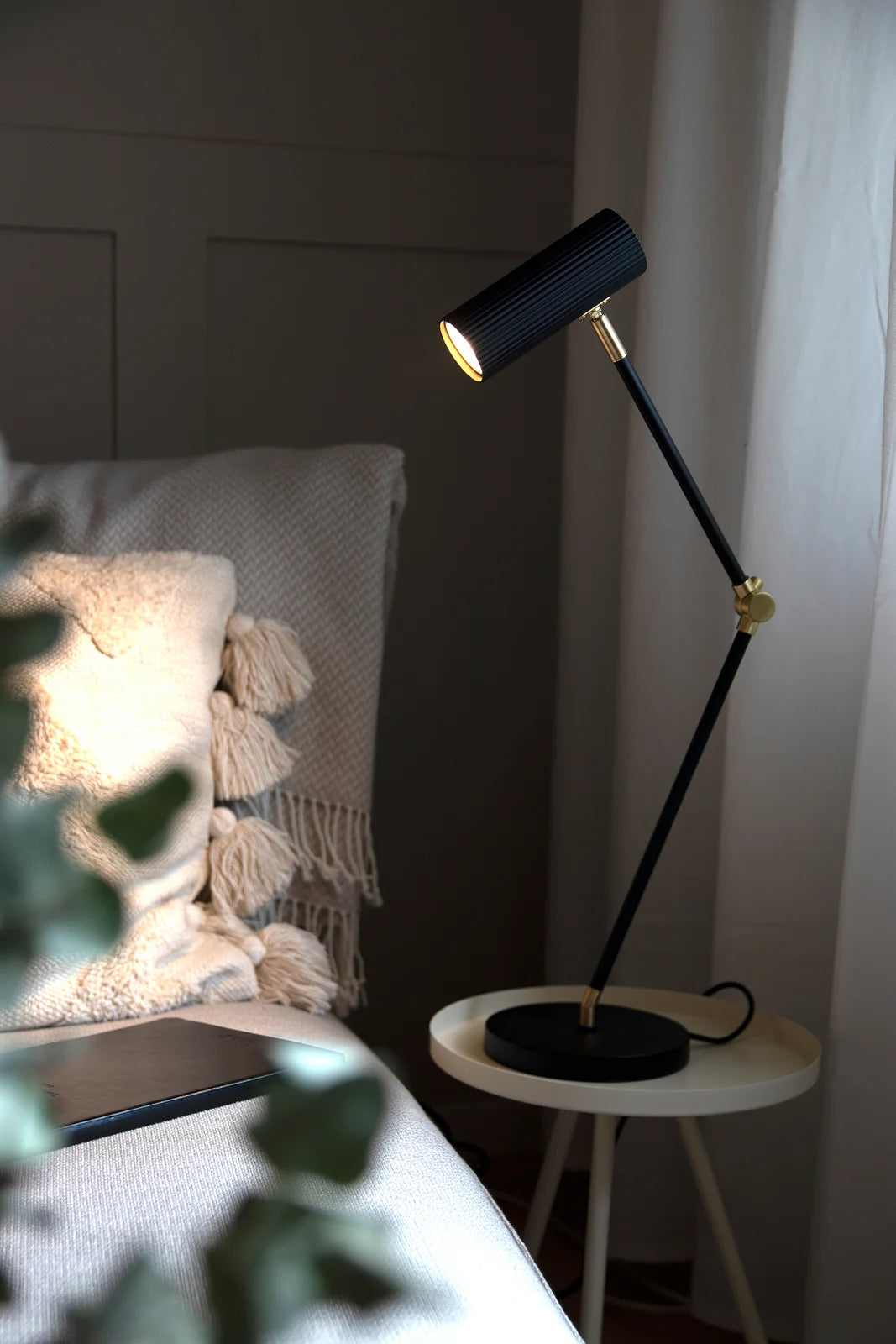 
Lampe de table et de lecture au design flexible « Hubble » - Noir