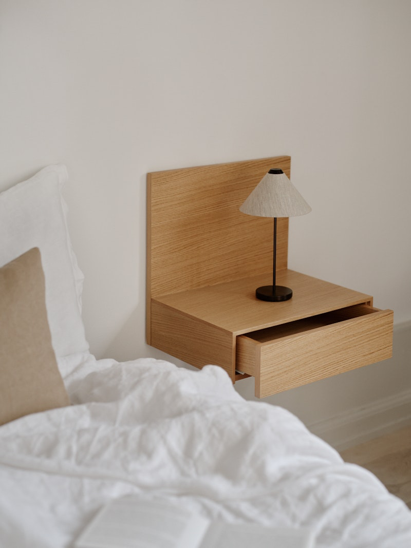 
Solid Designer Bedside Table "Tana", wall-mounted - Oak oiled