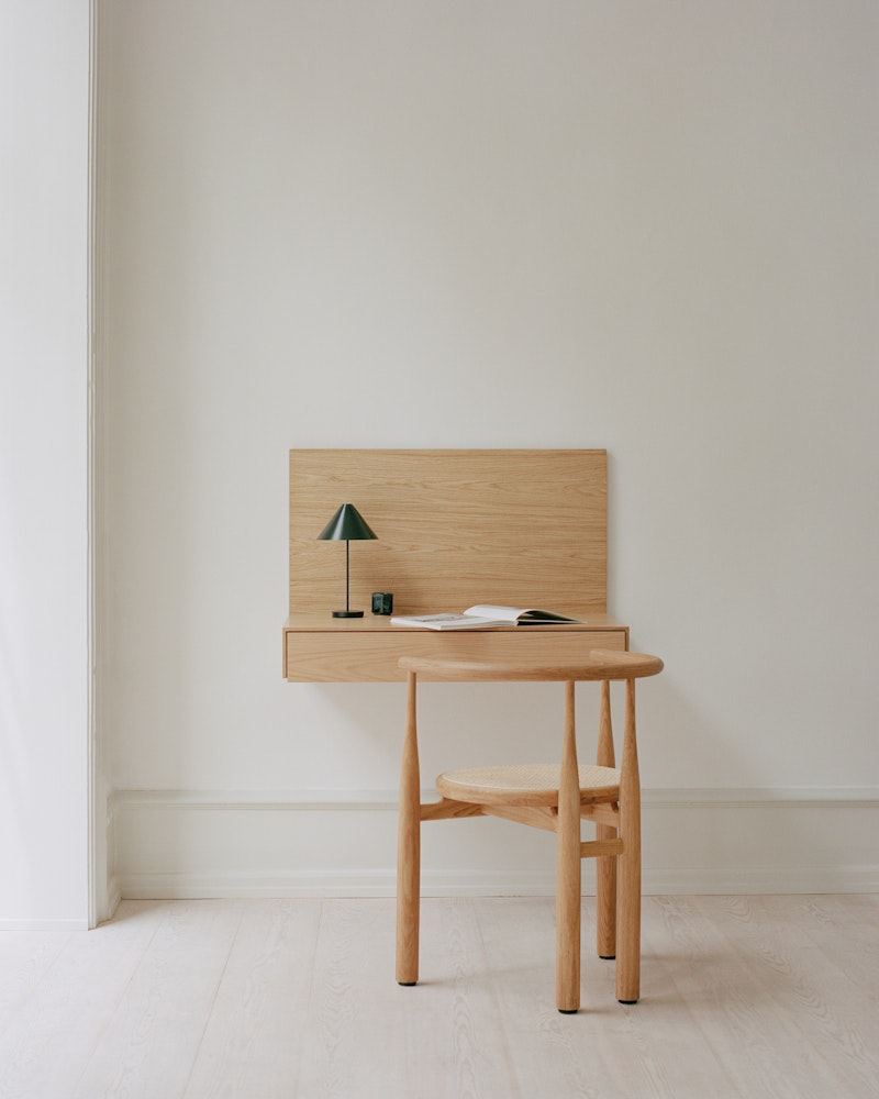 
Solid Design Wall Desk "Tana" - Oak oiled