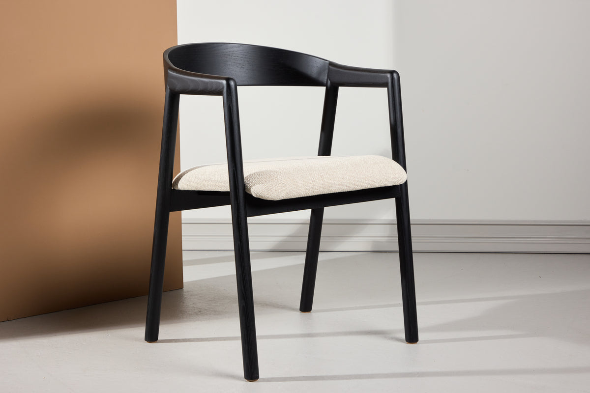 
Solid wood design chair "Langön" with armrests - Black/Ecru