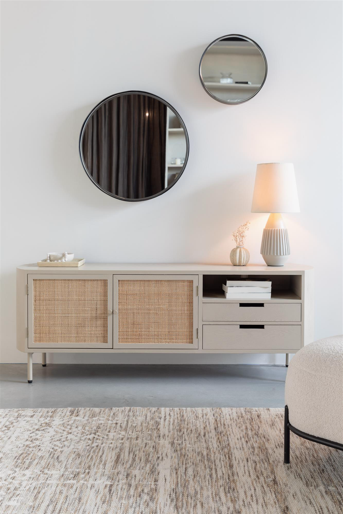 
Mobile basso di design «Amaya»