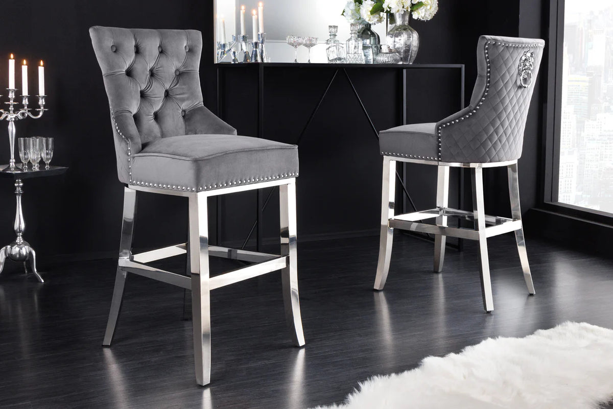 
Design Barstuhl „Castle Deluxe“ mit Löwenkopf - Grau