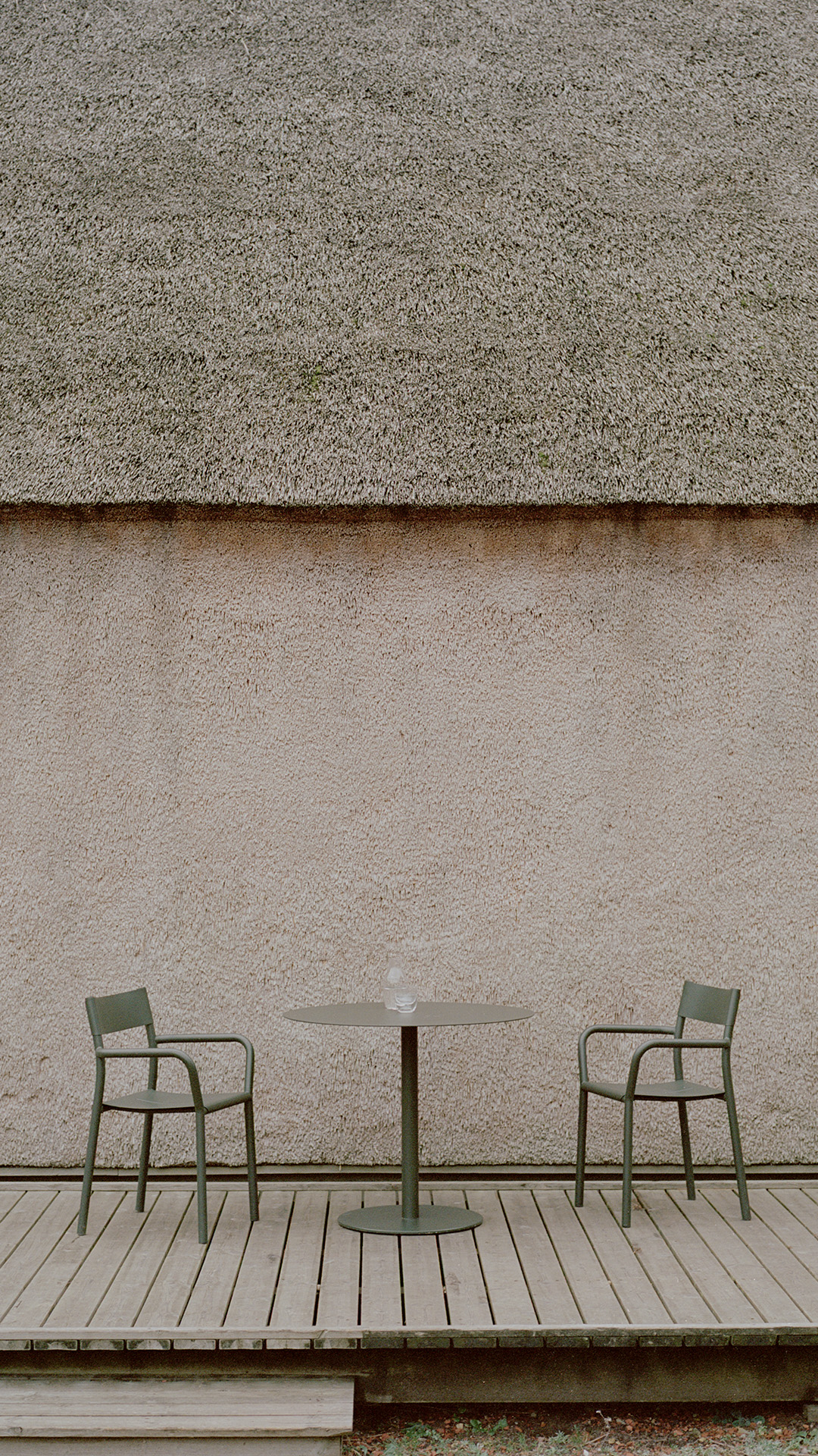 
Table de jardin design « May », différentes tailles - Vert foncé / Ø 90 cm