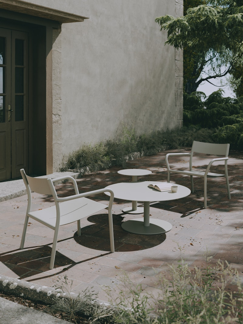 
"May" Design Outdoor Lounge Chair - Light gray