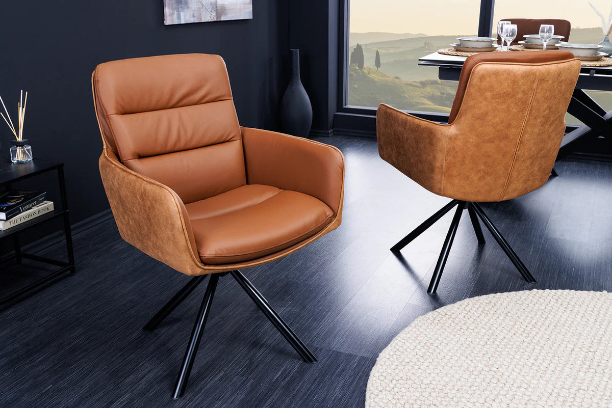 
Poltroncina girevole con braccioli in vera pelle „Big Dutch“ - Cognac