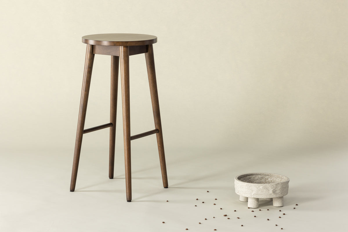 
Tabouret de bar en bois massif « Mollösand » - Mocca