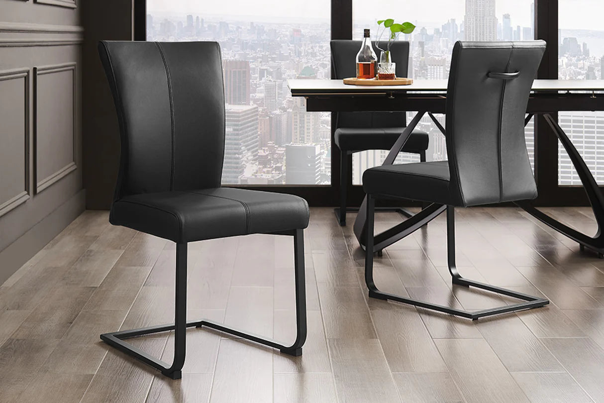 
Chaise design cantilever en cuir véritable « Cantil » - Noir