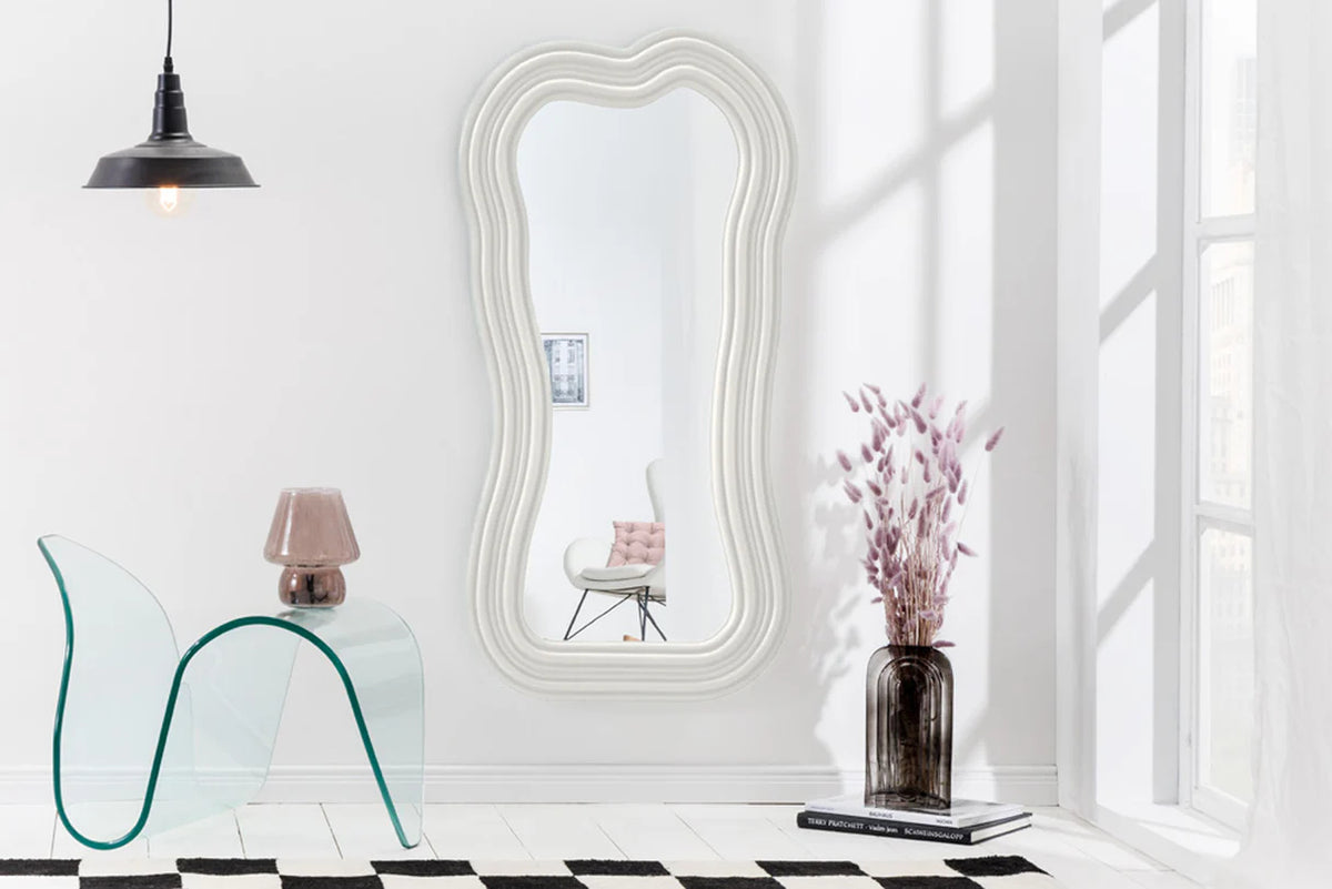 
Specchio da parete di design asimmetrico «Alice» - Bianco