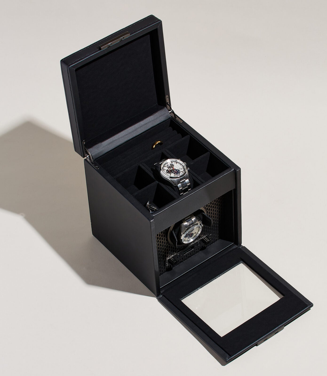 
"Axis Single Watch Winder" with additional jewelry compartment - Black