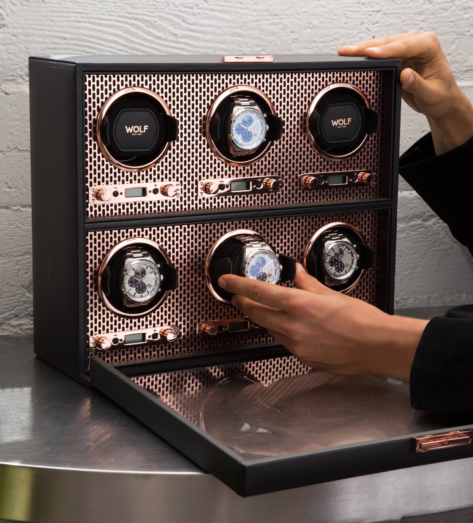 
"Axis" watch winder for six wristwatches - Copper