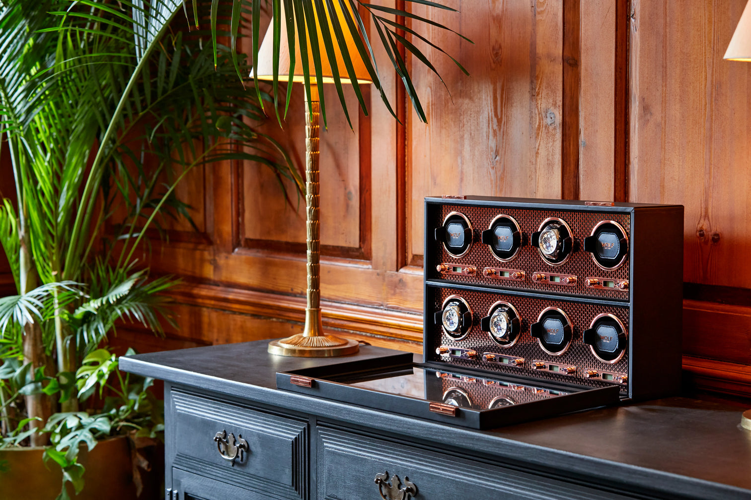 
"Axis" watch winder for eight wristwatches - Copper