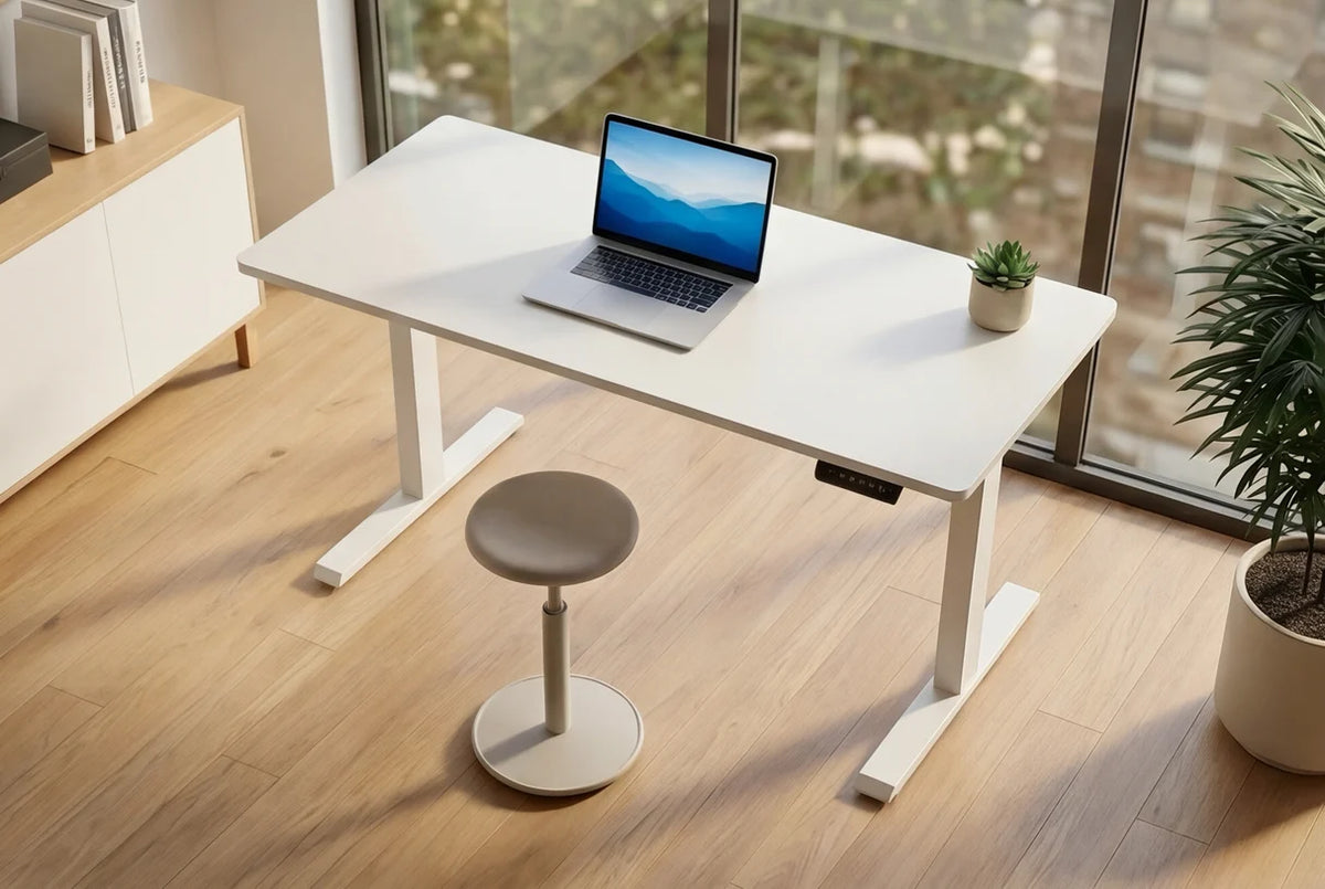 
Höhenverstellbarer Schreibtisch „White Desk“ 140 x 60 cm