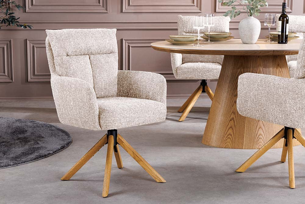 
Poltrona girevole a 360° con braccioli “Nevito” - Champagne