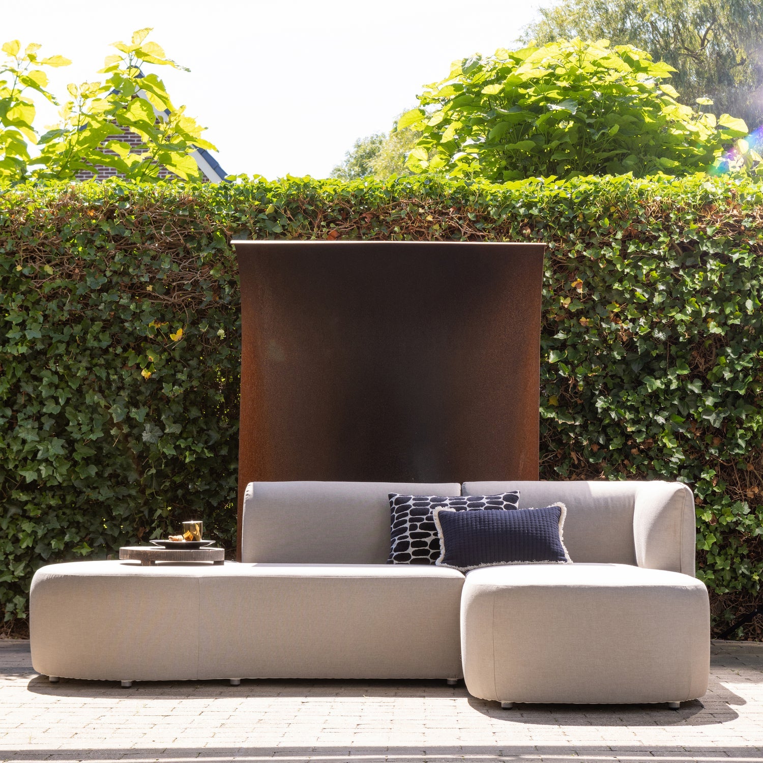 
Ensemble de jardin lounge design « Chios » - Sable / À droite