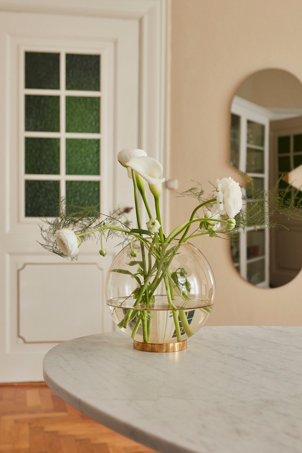 
Design Vase „Globe“ - Amber/Gold
