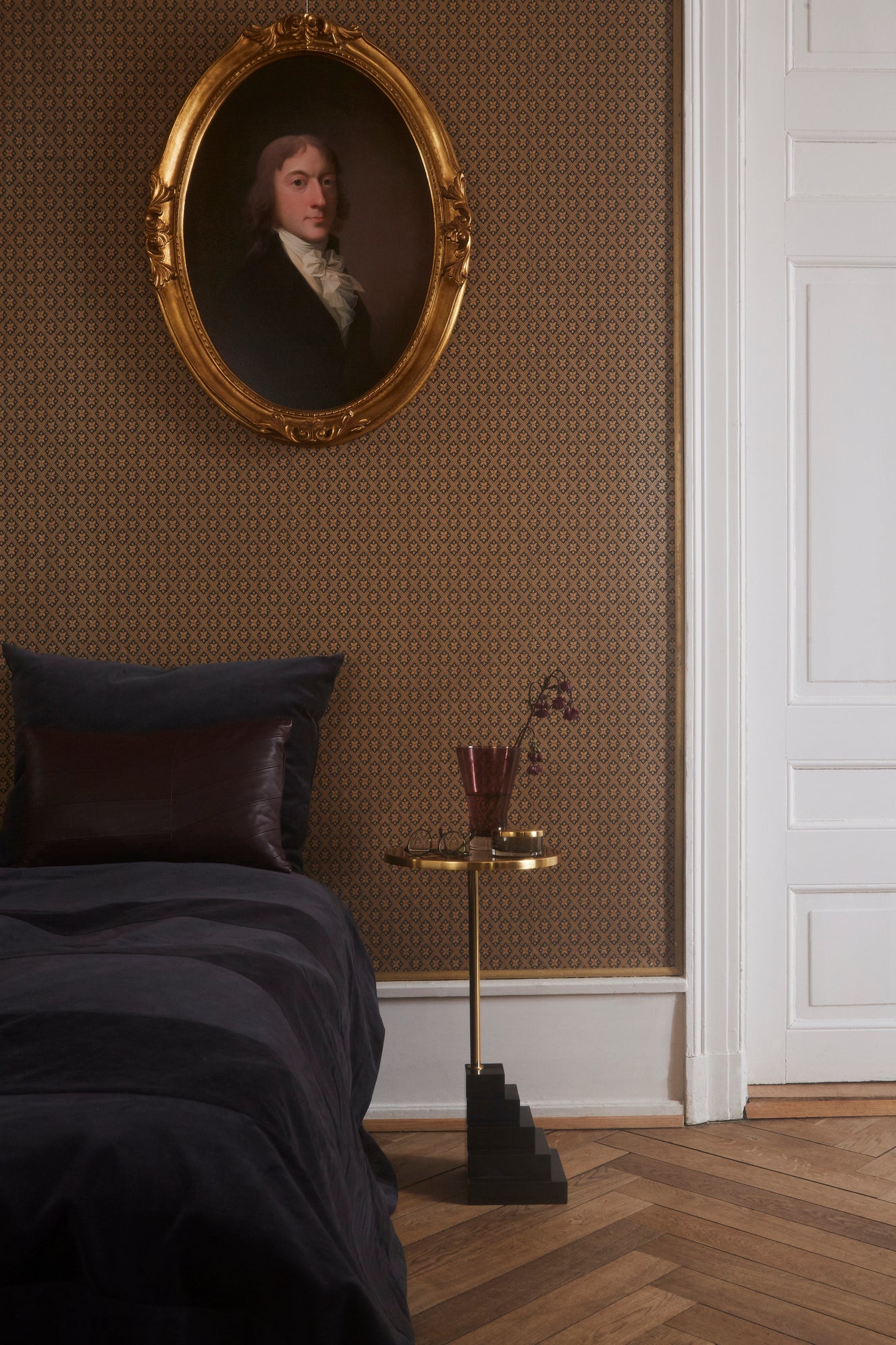 
Table d'appoint et sellette en marbre design « Solum » - Noir/Or - Ø 32 x 67 cm