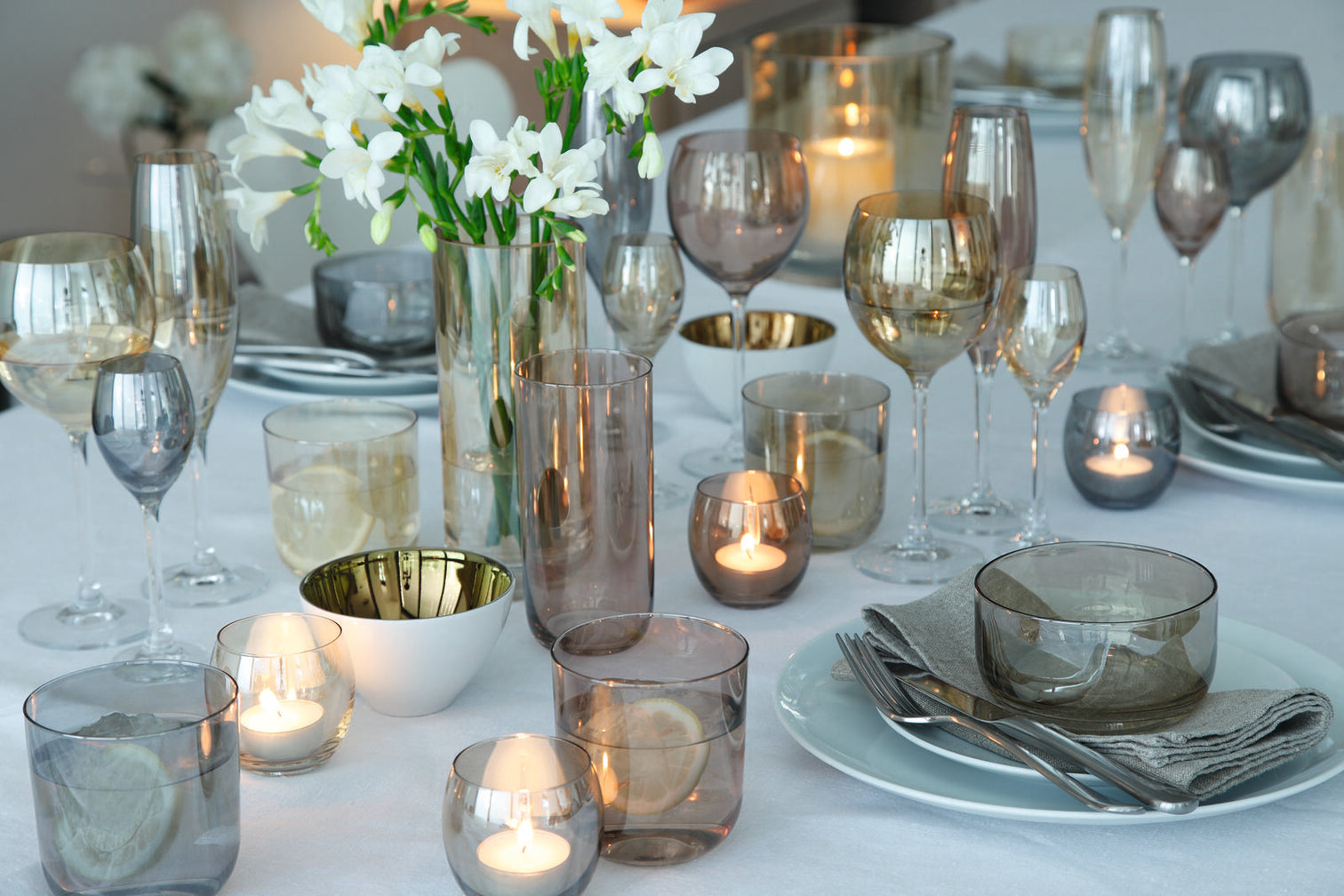 
Hand-blown glasses "Polka", set of 4 - Metallic