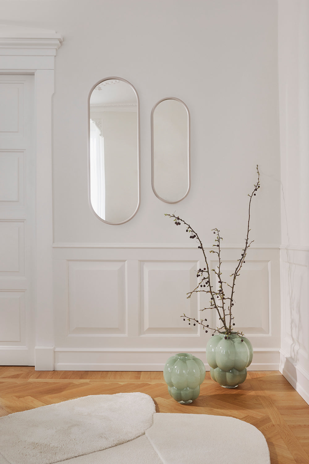
Specchio di design «Angui», tortora - 29 x 78 cm