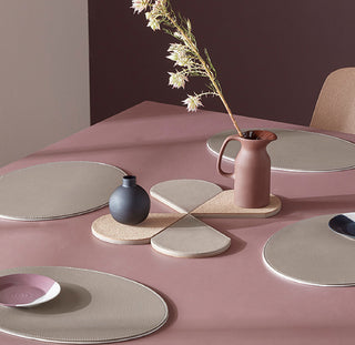 
Oval Reversible Placemat "Duo" - Taupe/White
