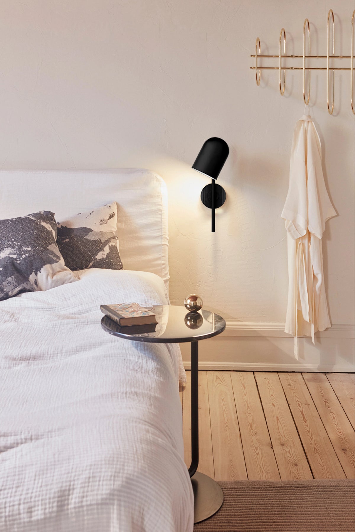
"Luceo" Design Wall Lamp - Black