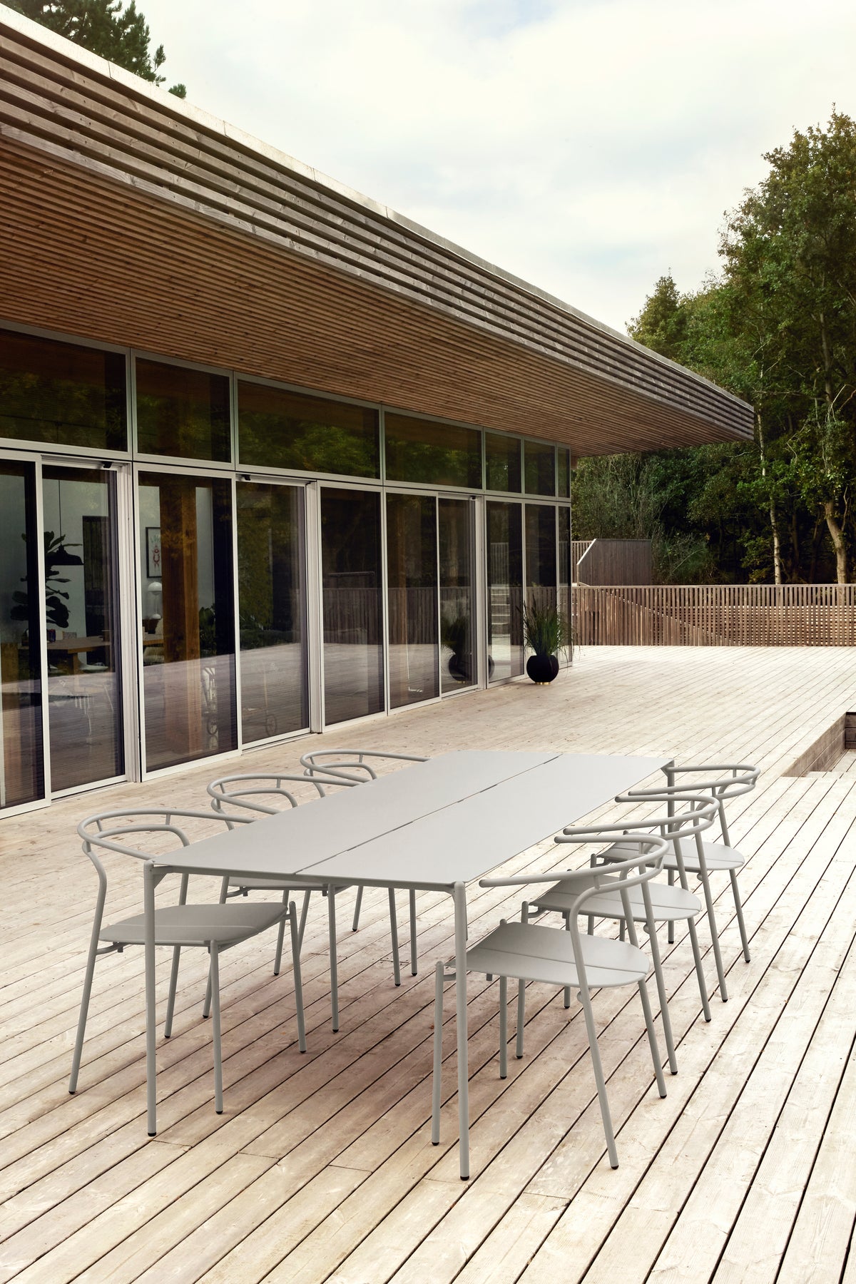 
In-/Outdoor Design Esstisch „Novo“ 240 x 90 cm - Taupe