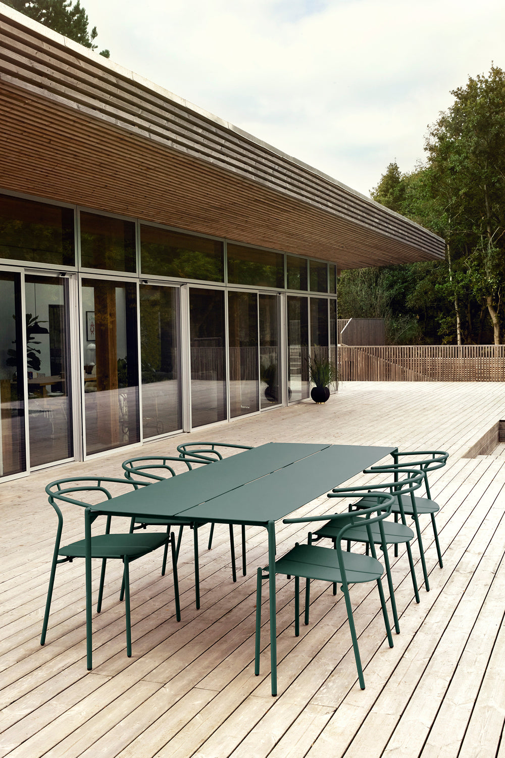 
In-/Outdoor Design Esstisch „Novo“ 240 x 90 cm - Forest