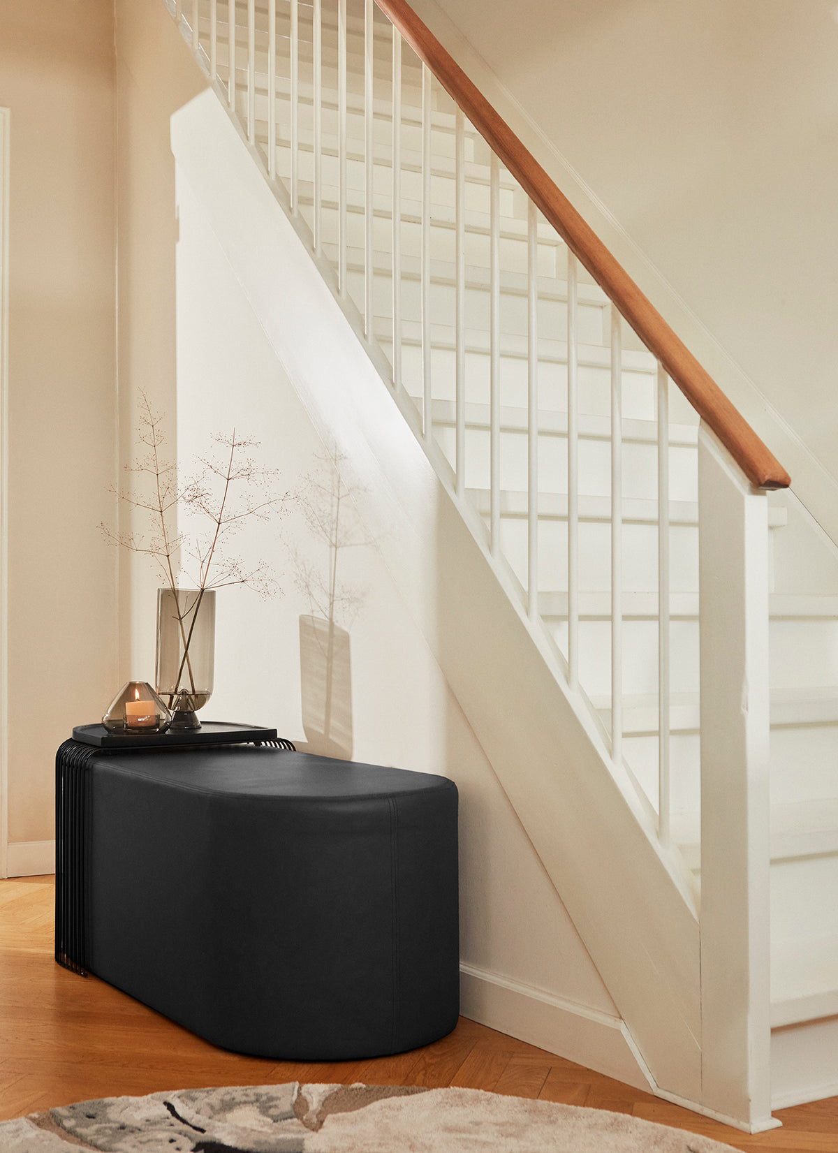 
Pouf di design in vera pelle “Sessio”  100 x 45 cm - nero