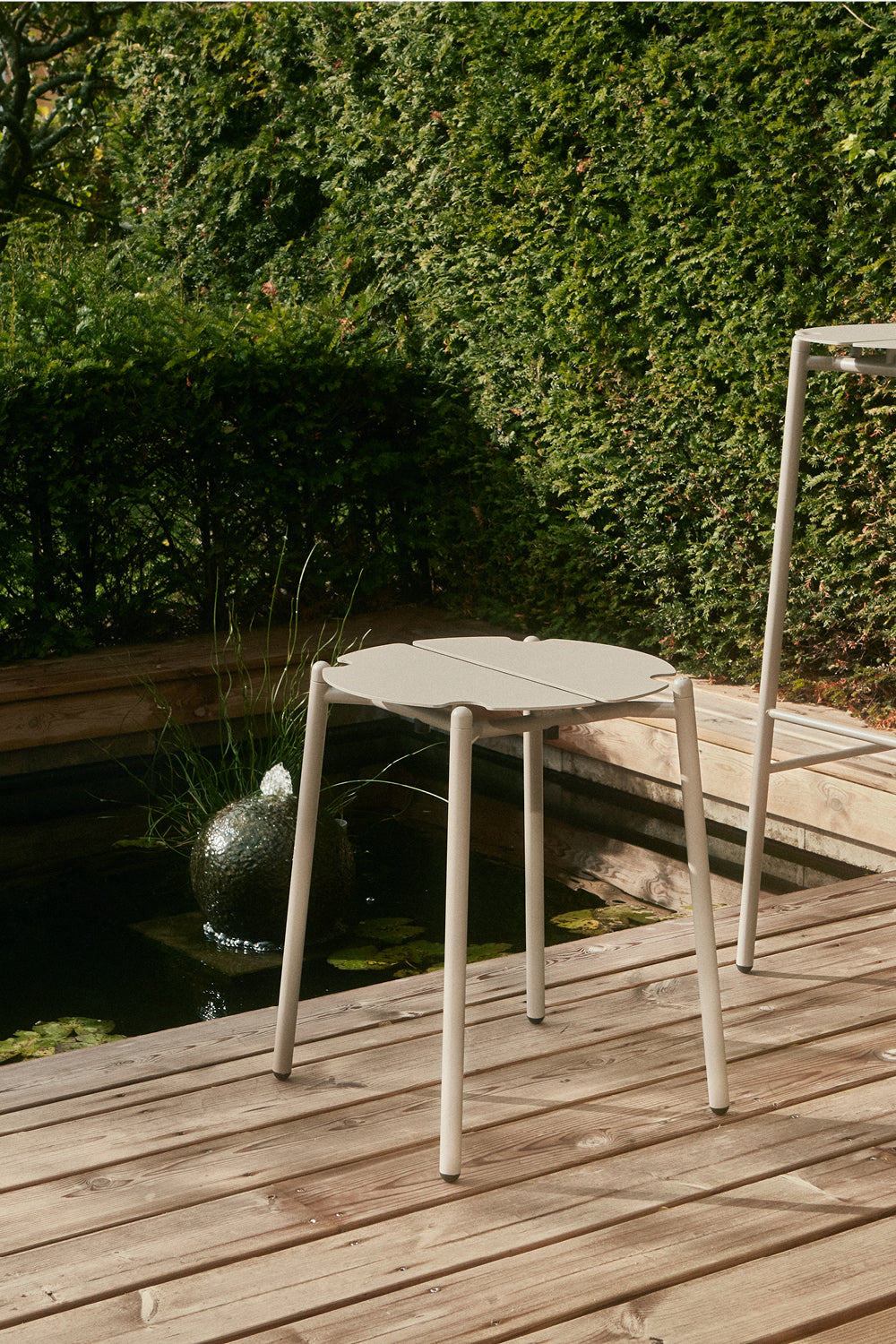 
Indoor/Outdoor Design Stool "Novo" - Taupe